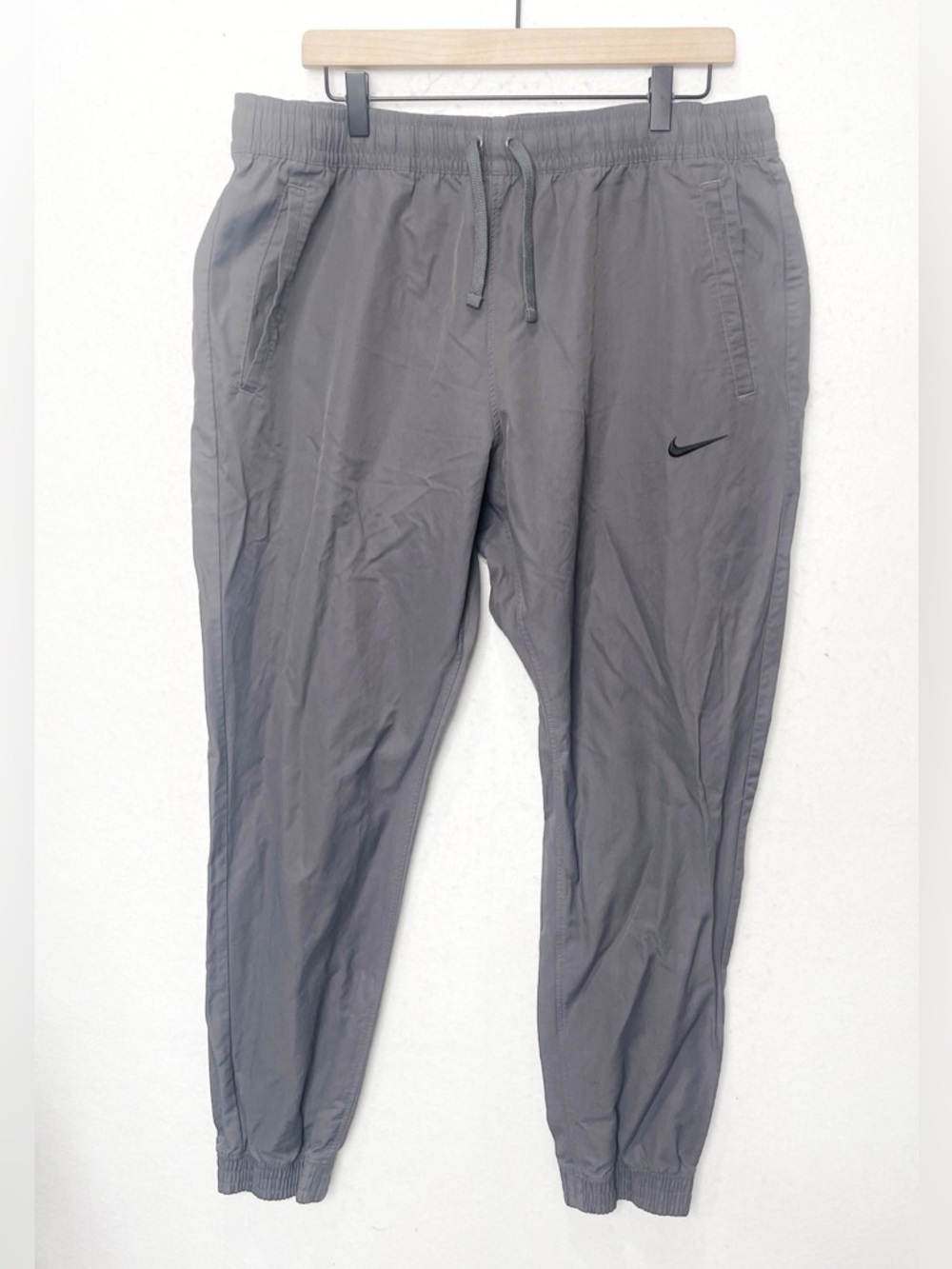Nike Men's Slim Fit Woven Players Jogger Pants Drawstring Athletic Dark Gray XXL